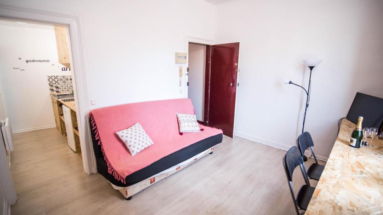 Appartement Au Centre De La Cite Des Sacres Reims Kültér fotó